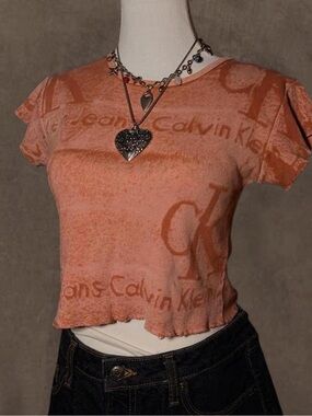 Calvin Klein Jeans Peach Logo Crop Tee